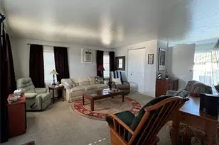 35127 Danny Dr, Zephyrhills, FL 33541 - Photo 7