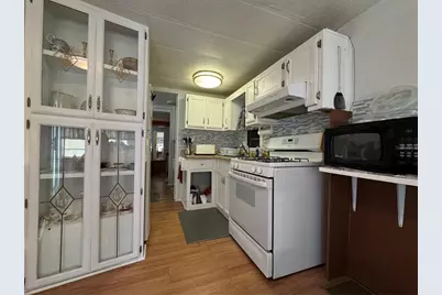 35127 Danny Drive, Zephyrhills, FL 33541 - Photo 21