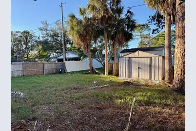 1711 Michigan Avenue NE, Saint Petersburg, FL 33703 - Photo 9