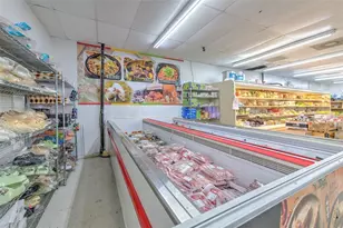 4021 W Hillsborough Ave, Tampa, FL 33614 - Photo 15