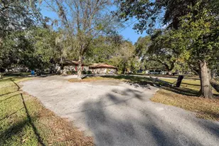 4609 Horton Rd, Plant City, FL 33567 - Photo 5