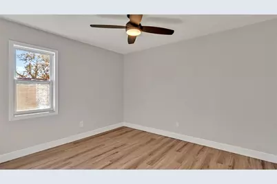 7801 17th Way N, Saint Petersburg, FL 33702 - Photo 25
