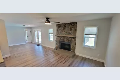 7801 17th Way N, Saint Petersburg, FL 33702 - Photo 11