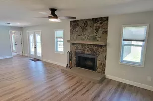7801 17th Way N, Saint Petersburg, FL 33702 - Photo 11
