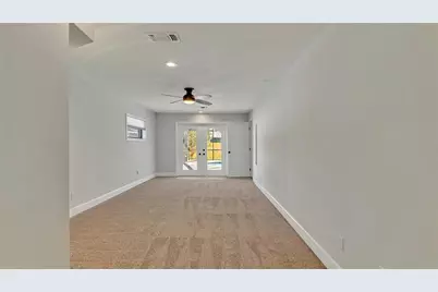 7801 17th Way N, Saint Petersburg, FL 33702 - Photo 21