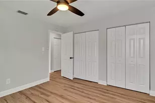 7801 17th Way N, Saint Petersburg, FL 33702 - Photo 25