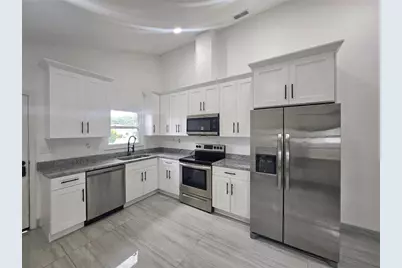 5802 Mohr Loop #5802 5804 5806 5808, Tampa, FL 33615 - Photo 17