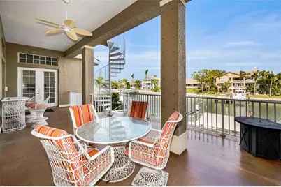 119 8th Street E, Tierra Verde, FL 33715 - Photo 57