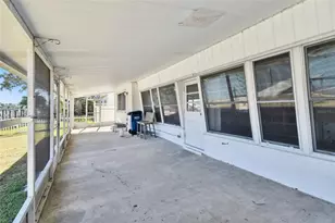 545 Lillian Dr, Madeira Beach, FL 33708 - Photo 53