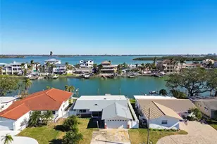 545 Lillian Dr, Madeira Beach, FL 33708 - Photo 97