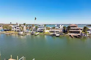 545 Lillian Dr, Madeira Beach, FL 33708 - Photo 87