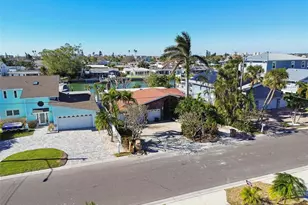 545 Lillian Dr, Madeira Beach, FL 33708 - Photo 77