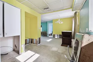 545 Lillian Dr, Madeira Beach, FL 33708 - Photo 23