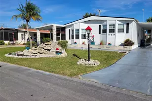 725 Iglesia Dr, North Port, FL 34287 - Photo 3