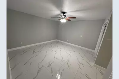 8601 Twin Lakes Boulevard, Tampa, FL 33614 - Photo 21
