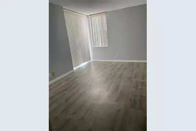 6051 Sun Boulevard #305, Saint Petersburg, FL 33715 - Photo 9