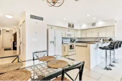 19811 Gulf Boulevard #102, Indian Shores, FL 33785 - Photo 9