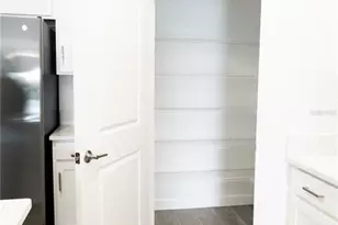 17523 Holly Wl Ave, Wimauma, FL 33598 - Photo 9