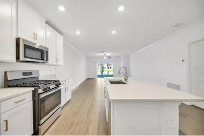 17523 Holly Well Avenue, Wimauma, FL 33598 - Photo 7