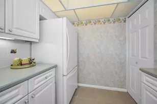 100 Bluff View Dr, Belleair Bluffs, FL 33770 - Photo 21