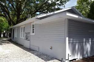 8010 N 11th St, Tampa, FL 33604 - Photo 17