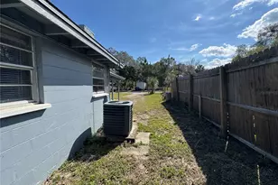 1224 10th St, Holly Hill, FL 32117 - Photo 5