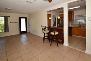 9567 85th St, Seminole, FL 33777 - Photo 9