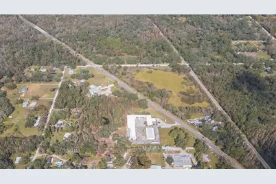 2050 Paul S Buchman Highway, Zephyrhills, FL 33540 - Photo 11