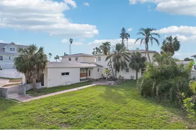 15825 Redington Drive, Redington Beach, FL 33708 - Photo 19