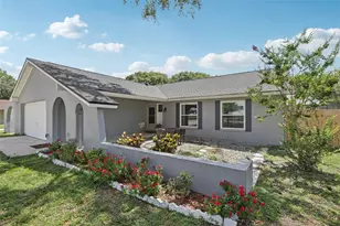 1009 Black Knight Dr, Valrico, FL 33594 - Photo 5