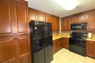 100 Bluff View Dr, Belleair Bluffs, FL 33770 - Photo 15