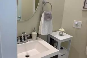 10138 N Lake Dr, Largo, FL 33773 - Photo 21