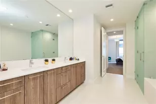 301 1st St S, Saint Petersburg, FL 33701 - Photo 31