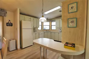 208 Hibisco Dr, North Port, FL 34287 - Photo 9