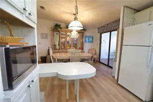 208 Hibisco Dr, North Port, FL 34287 - Photo 19