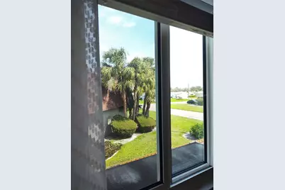 1330 70th Street N, Saint Petersburg, FL 33710 - Photo 27