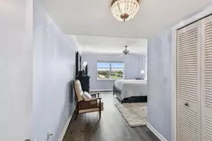 5200 Brittany Dr S, Saint Petersburg, FL 33715 - Photo 9