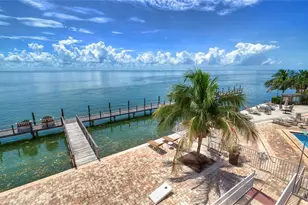 5176 SE Salmon Dr SE, Saint Petersburg, FL 33705 - Photo 41