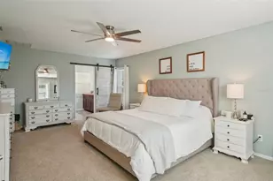 13945 75th Ave, Seminole, FL 33776 - Photo 47