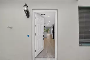 1028 Apollo Beach Blvd, Apollo Beach, FL 33572 - Photo 9