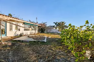 1836 Venetian Point Dr, Clearwater, FL 33755 - Photo 35