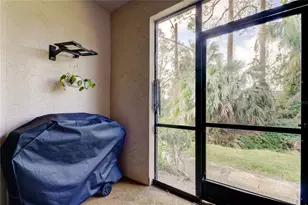 3000 Red Oak Ct, Palm Harbor, FL 34684 - Photo 43