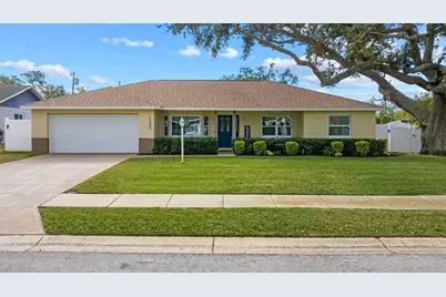 13890 84th Terrace, Seminole, FL 33776 - Photo 1