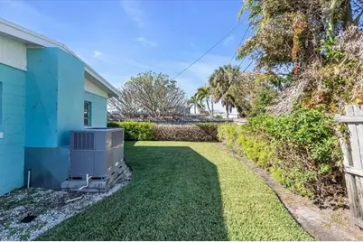11435 2nd Street E, Treasure Island, FL 33706 - Photo 13