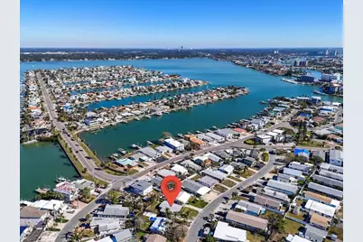 11435 2nd Street E, Treasure Island, FL 33706 - Photo 21