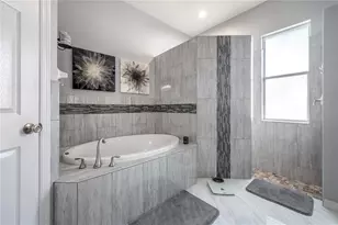 10126 Londonshire Ln, Tampa, FL 33647 - Photo 21