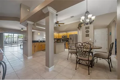 10126 Londonshire Lane, Tampa, FL 33647 - Photo 7