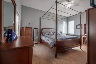 10126 Londonshire Ln, Tampa, FL 33647 - Photo 23