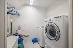 10126 Londonshire Ln, Tampa, FL 33647 - Photo 31