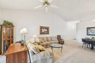 2315 New Orchard Ct, Sun City Center, FL 33573 - Photo 7